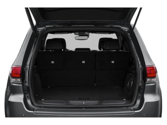 Used 2019 Bright White Clearcoat Jeep Trailhawk image 15