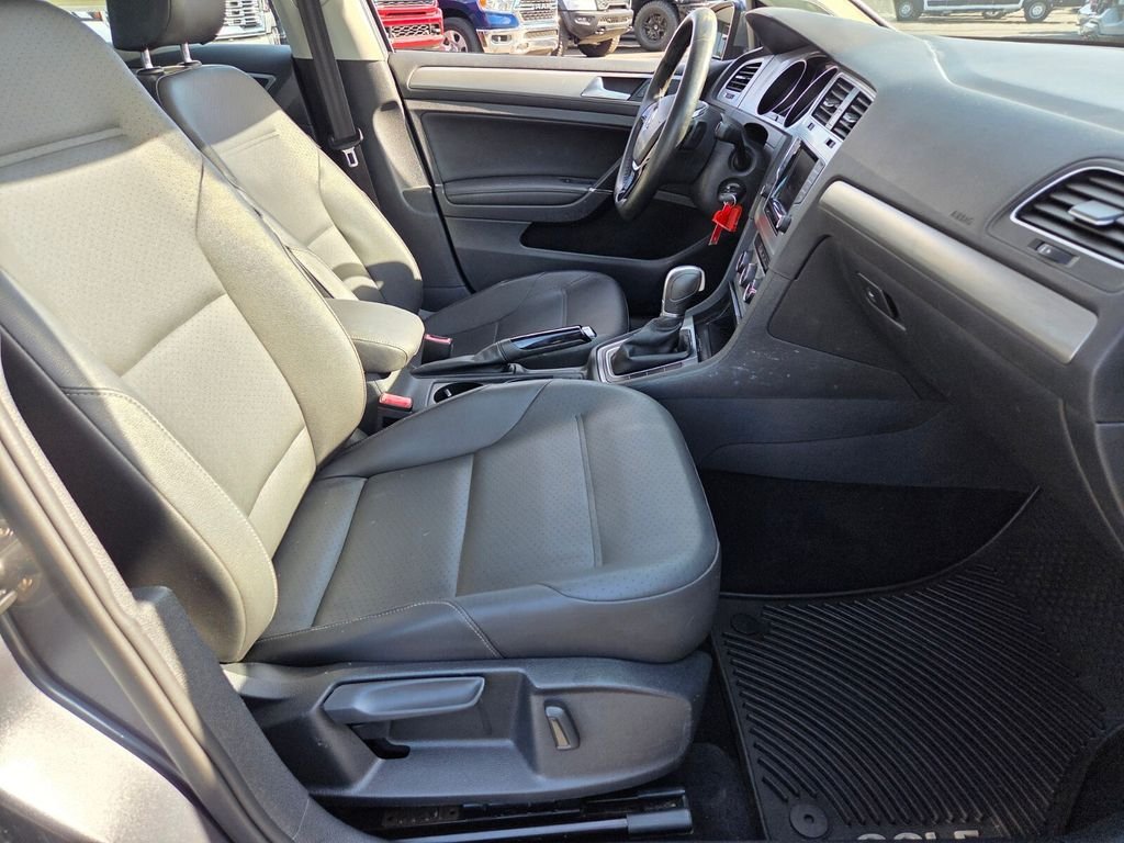 Used 2015 Gray Volkswagen TSI S 4-Door image 19