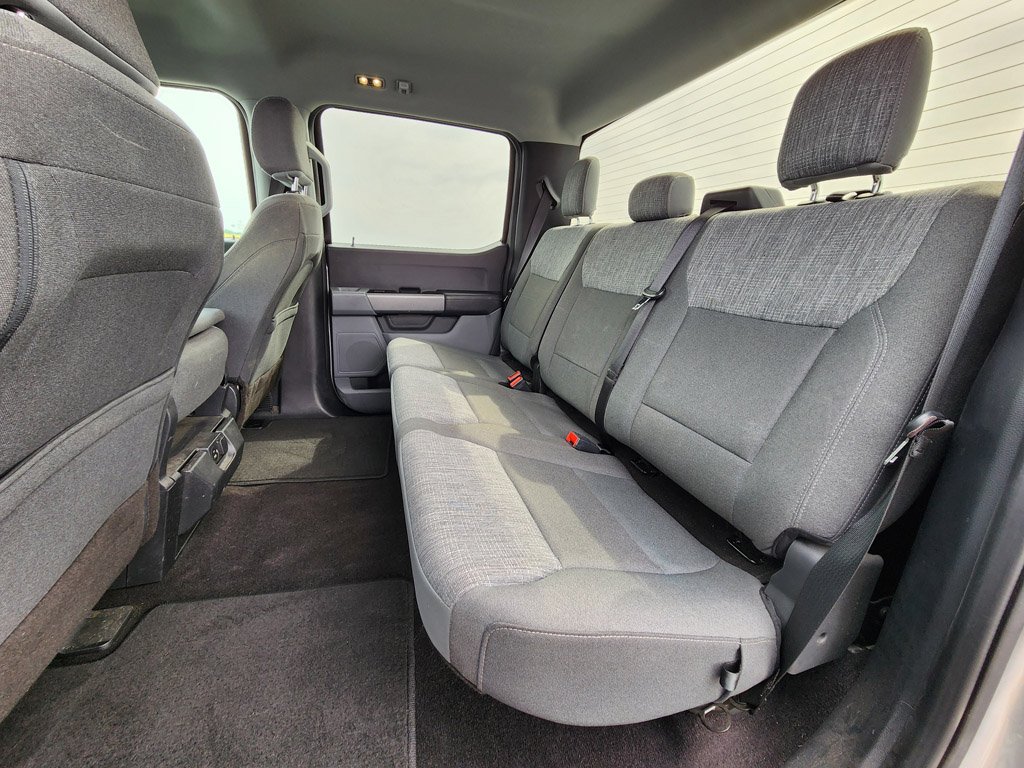 Used 2022 Iconic Silver Metallic Ford XLT image 11