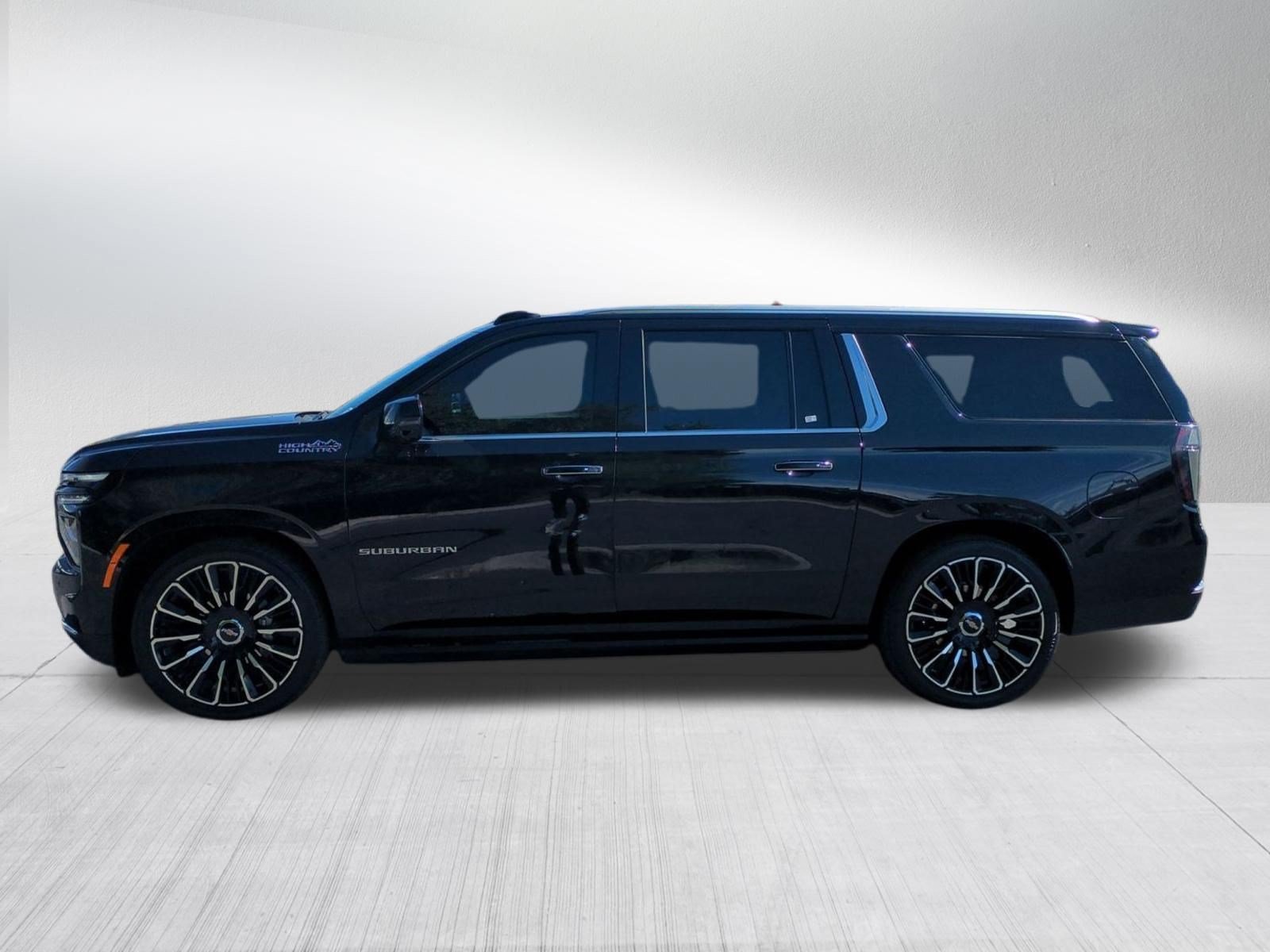 2025 Chevrolet Suburban High Country - Photo 2
