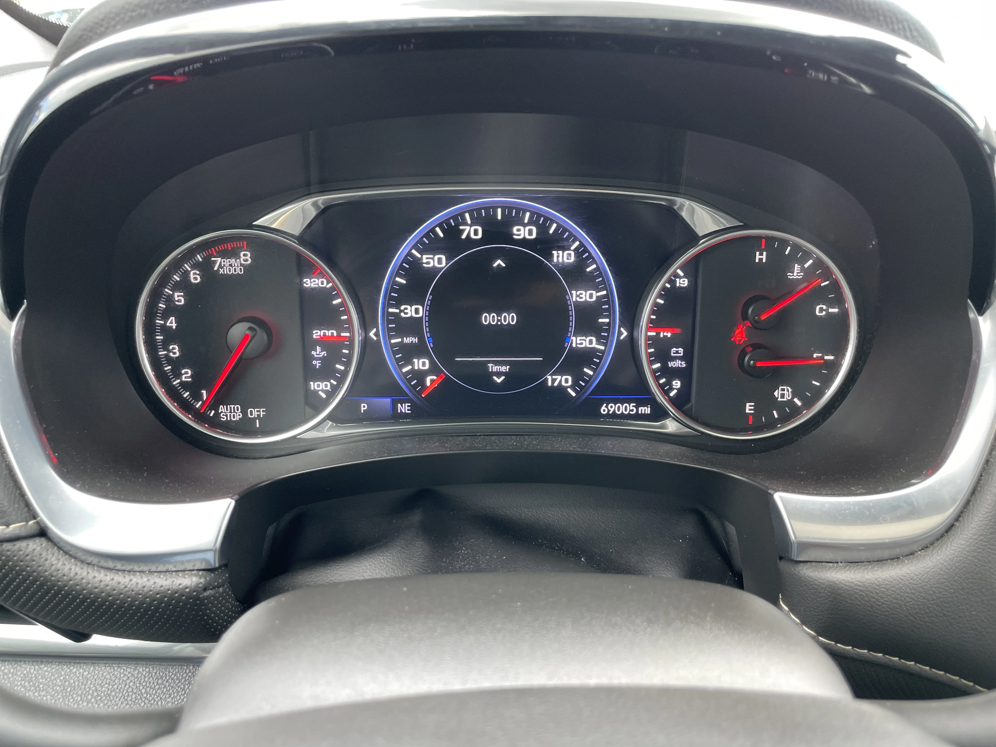 Used 2022 Mosaic Black Metallic Chevrolet Premier image 31