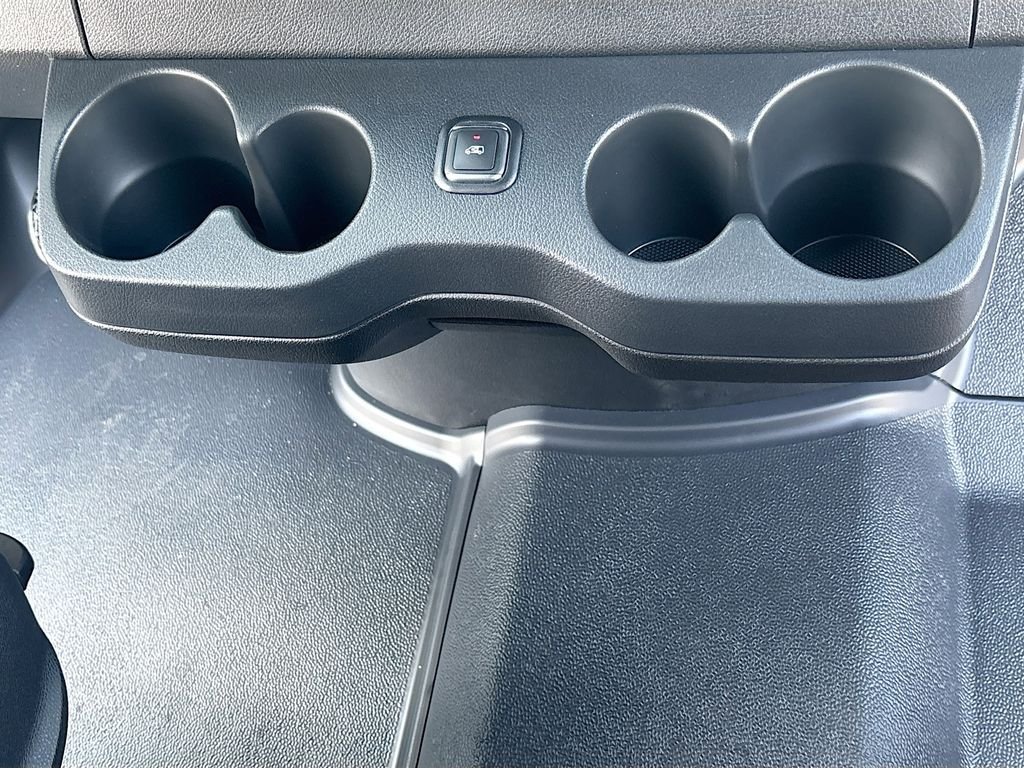 New 2026  Mercedes-Benz Passenger 170 WB image 33