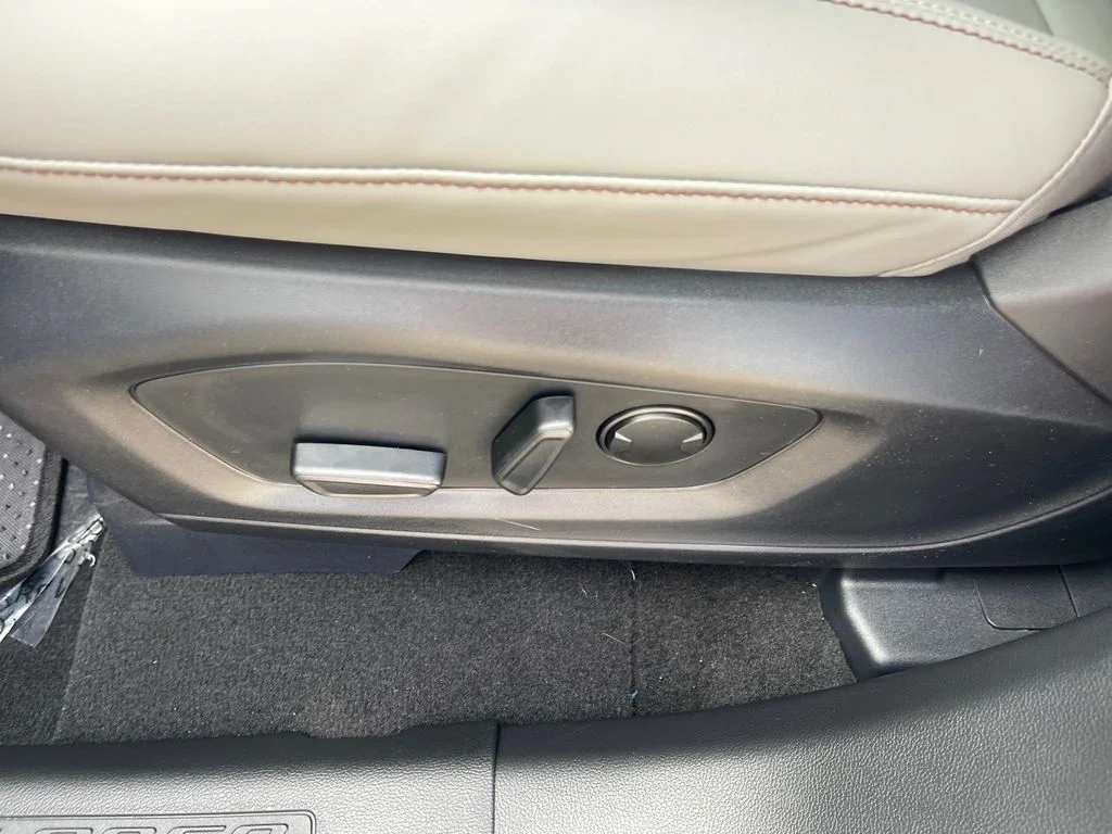 New 2026 Vapor Blue Metallic Ford Active image 6