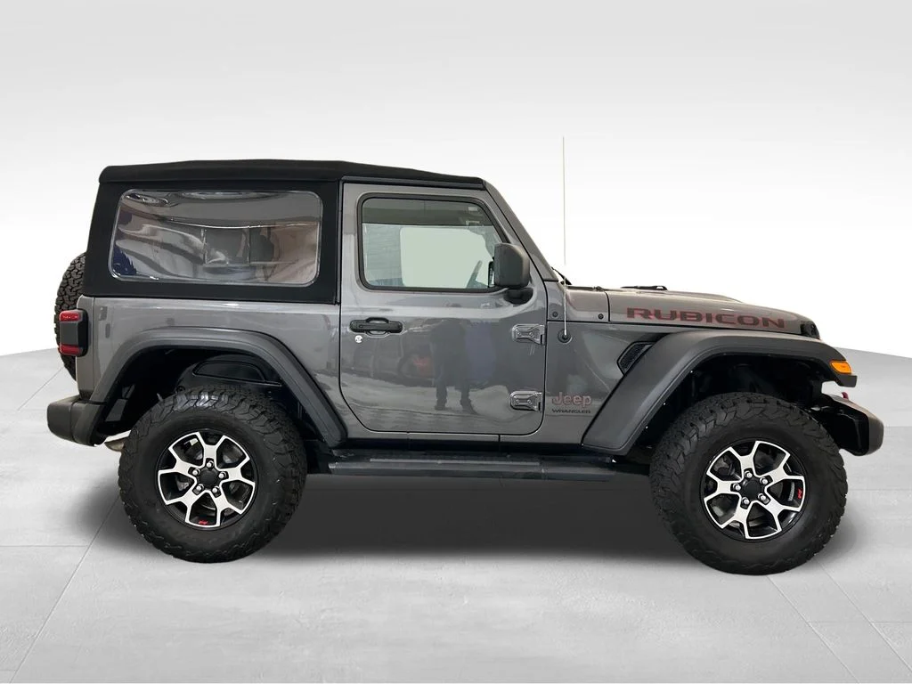 Used 2022 Gray Jeep Rubicon image 7