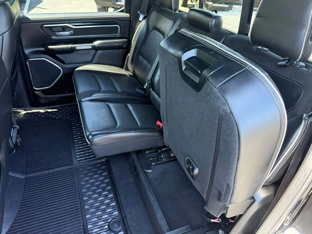 Certified Used 2019 Black Ram Laramie image 38