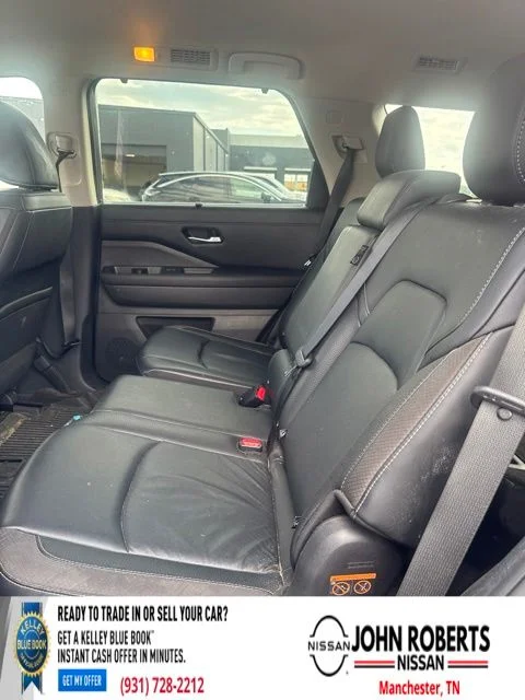 Used 2023 Gray Nissan SL image 11