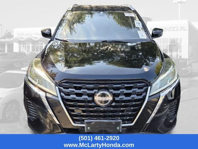 Used 2023 Super Black Nissan SV image 2
