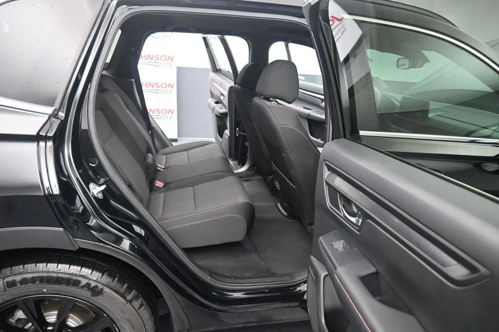 Used 2024  Honda Sport image 23