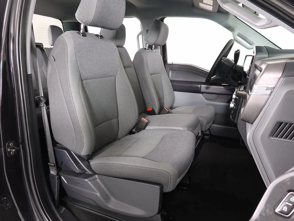 2025 Ford F-150 XLT - Photo 14
