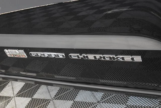 2018 Jeep Grand Cherokee Overland - Photo 13
