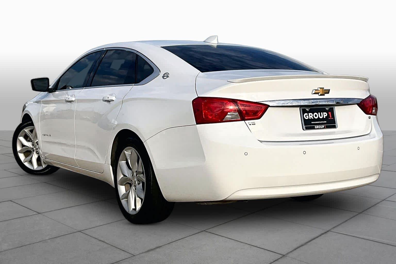 Used 2017 Summit White Chevrolet LT image 12