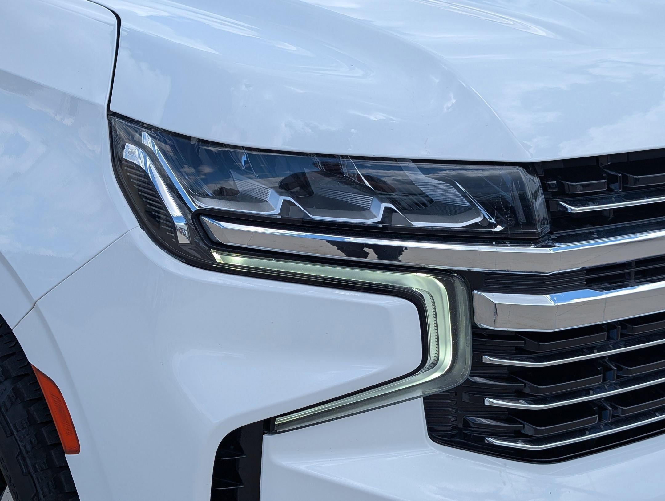 Used 2021 SUMMIT WHITE Chevrolet LT image 9