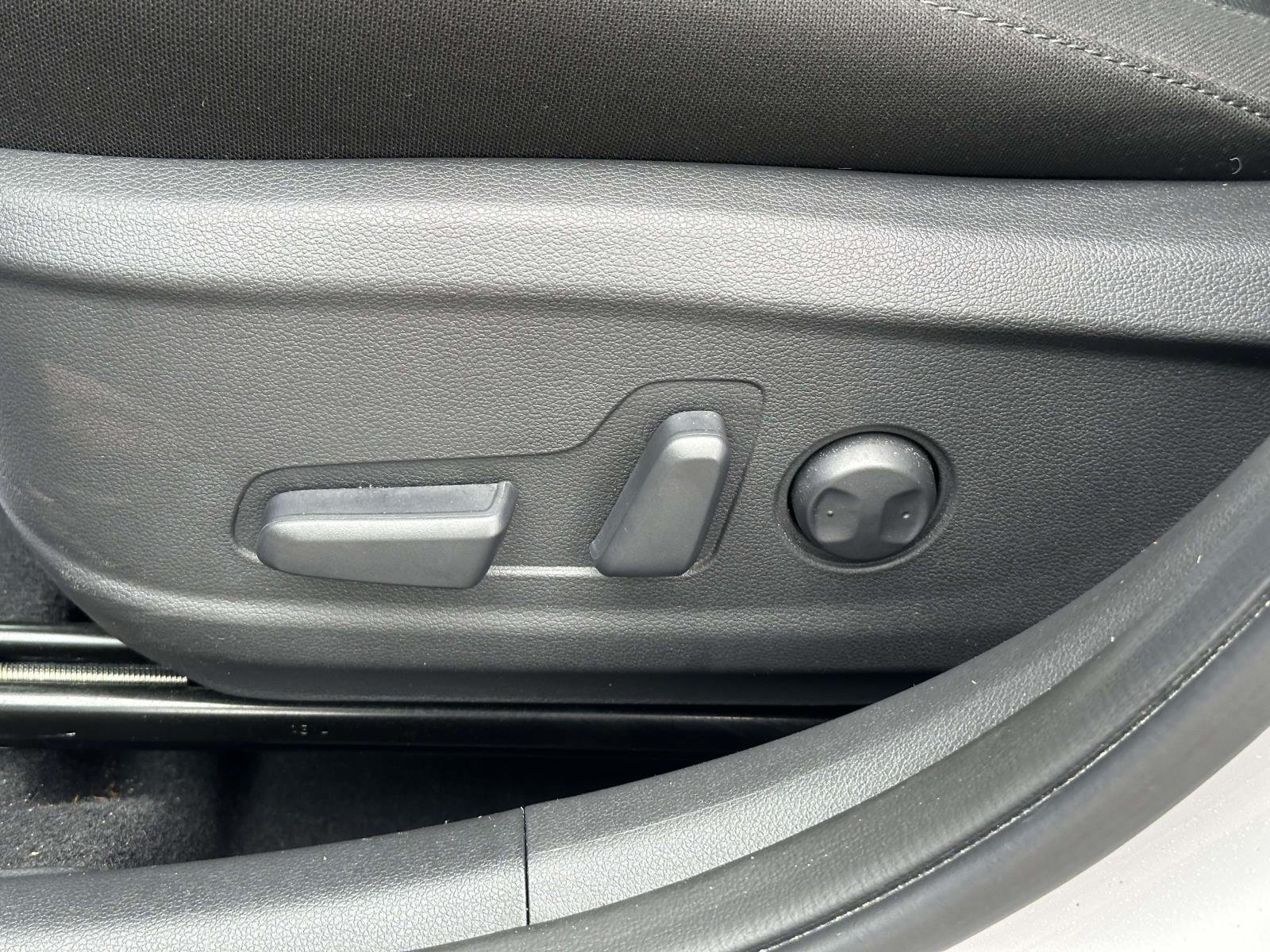 2023 Hyundai Kona SEL - Photo 16