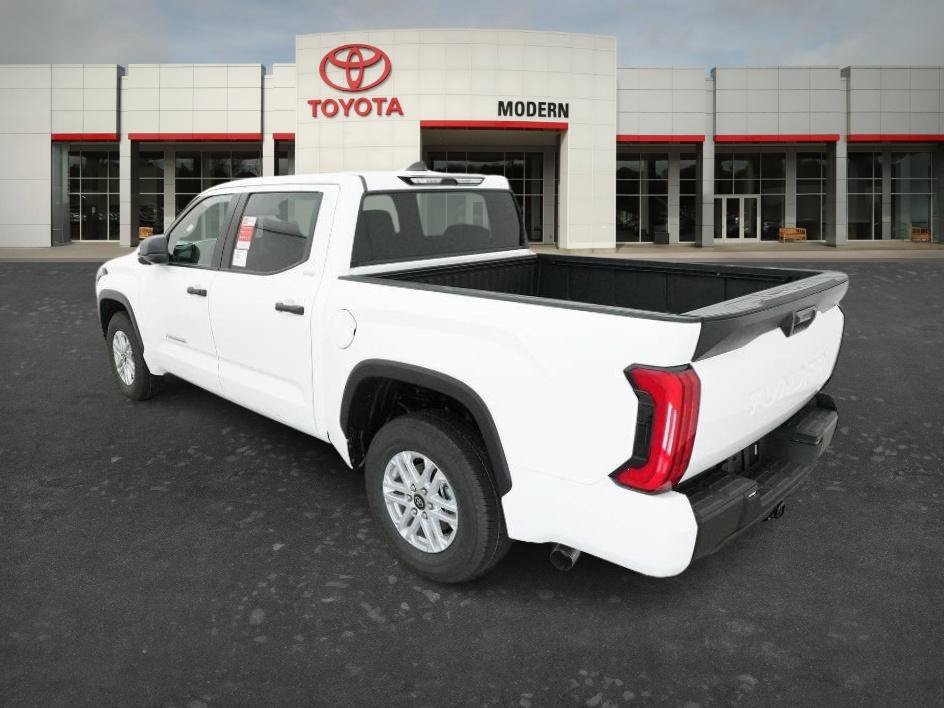 New 2026 Ice Cap Toyota SR5 image 11