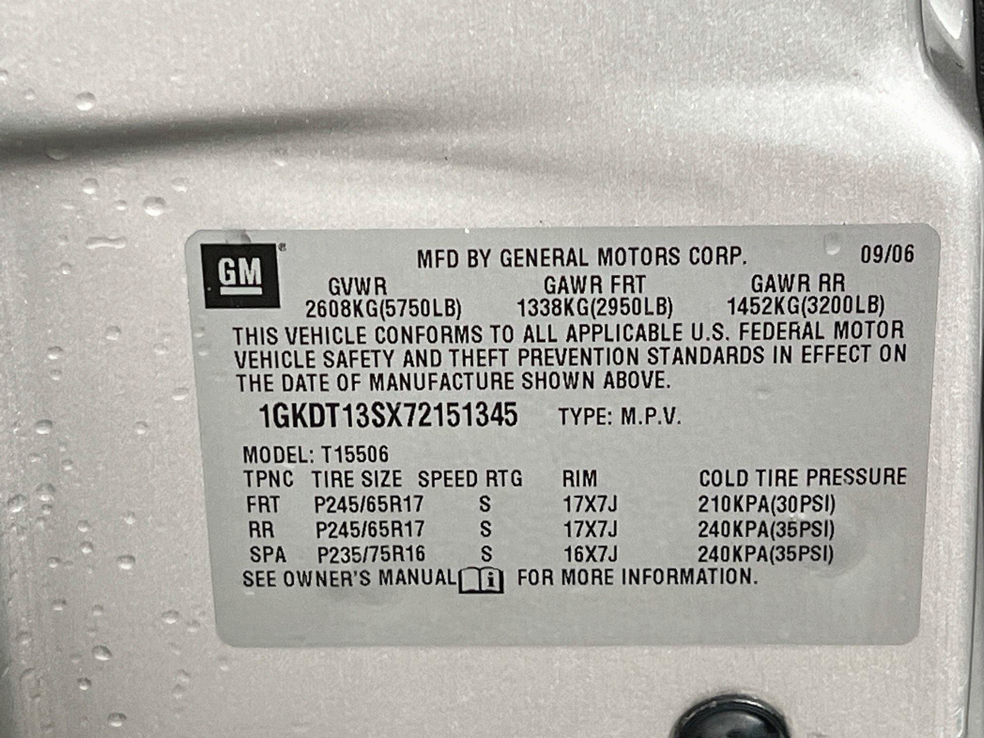 Used 2007 Liquid Silver Metallic GMC SLE image 10