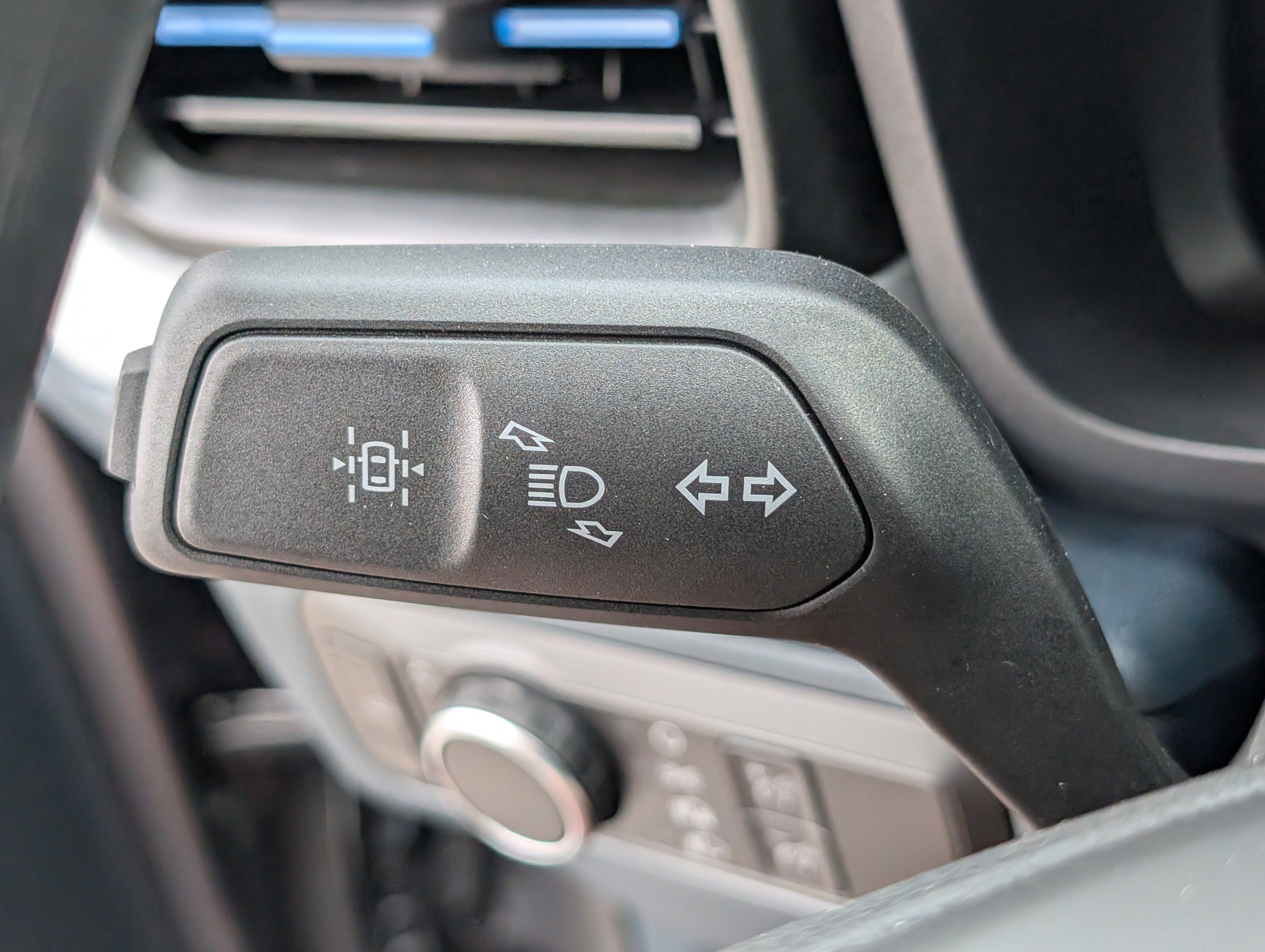 New 2026 Carbonized Gray Metallic FORD XLT image 25