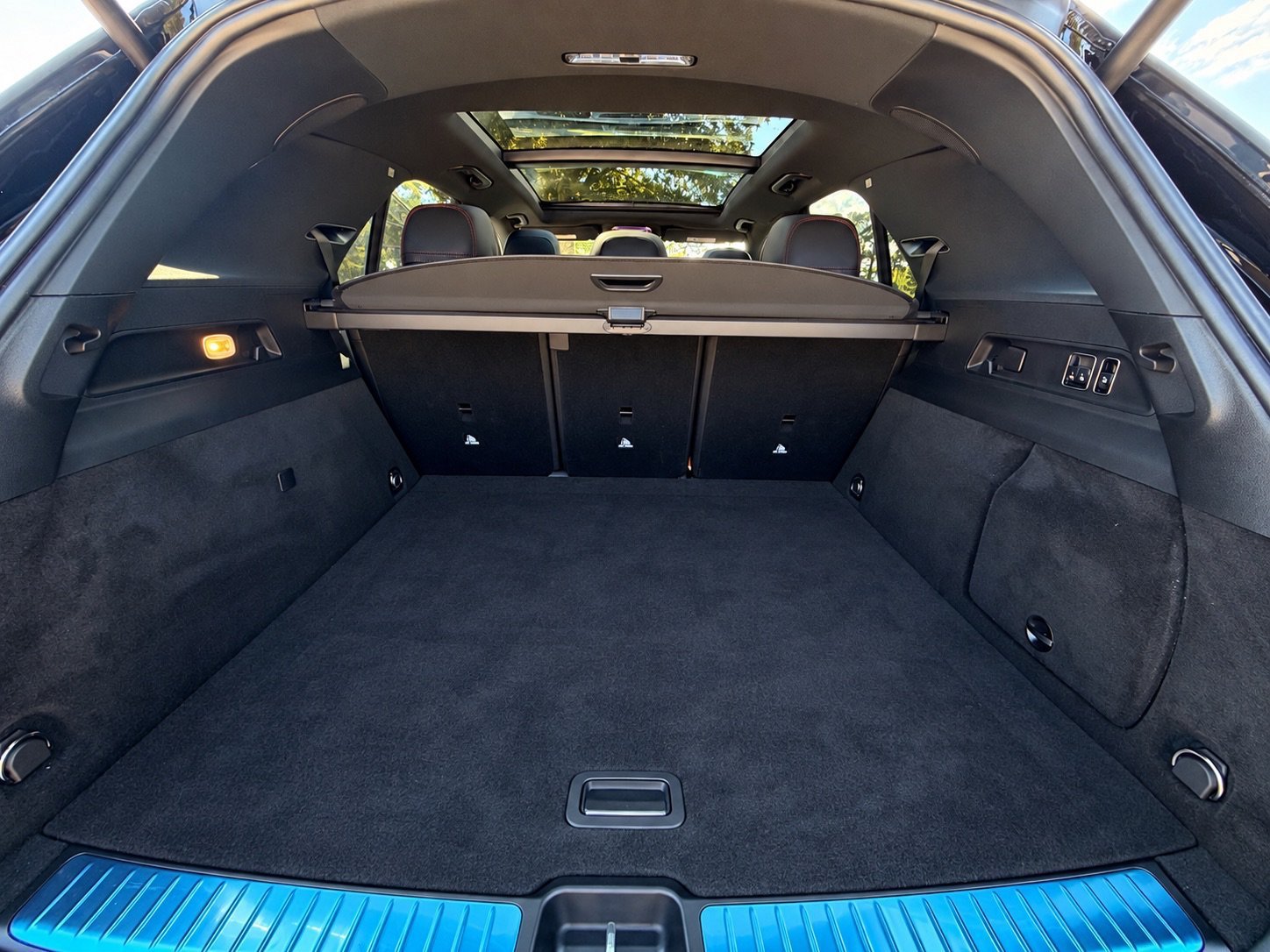New 2027 Obsidian Black Metallic Mercedes-Benz GLE 53e AMG® image 42