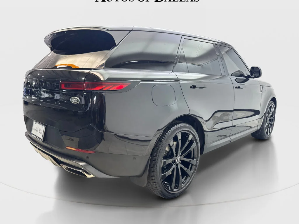 Used 2023 Black Land Rover SE image 7