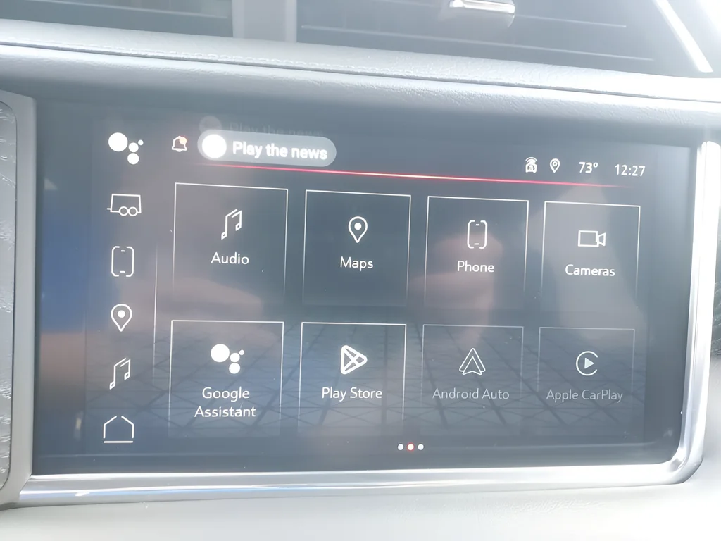 Used 2023 Silver GMC Denali image 17