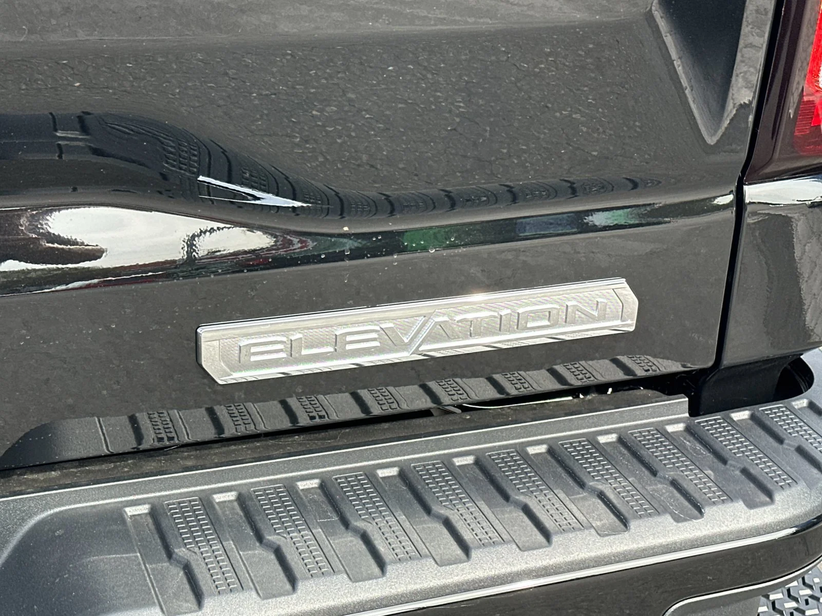 New 2026 Onyx Black GMC Denali Ultimate image 25