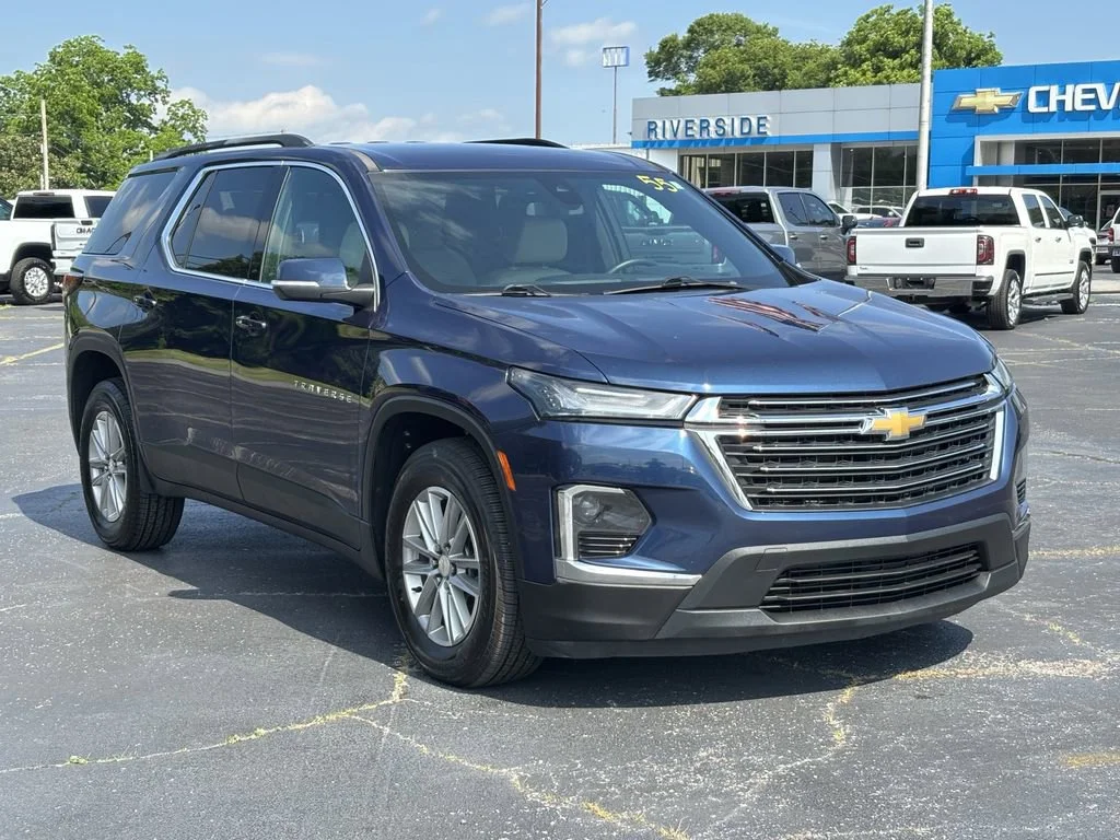 Used 2022 Northsky Blue Metallic Chevrolet LT Leather image 4