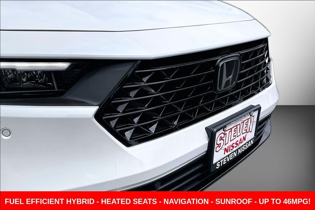 Used 2025  Honda Touring image 32