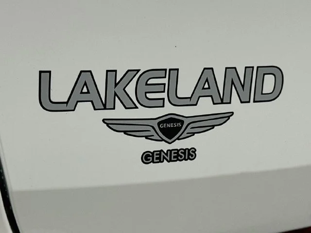 New 2027 White Genesis 2.5T Advanced image 27