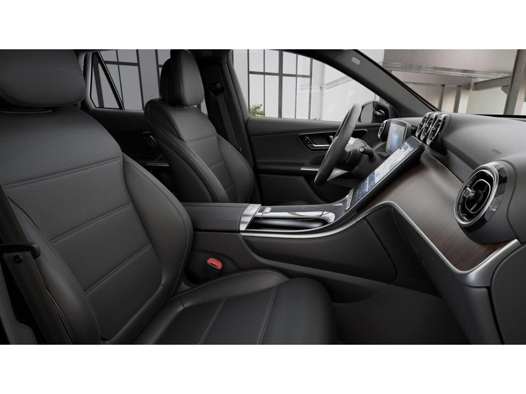 New 2025 Black Mercedes-Benz GLC 300 image 4
