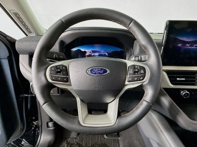 New 2026 Agate Black Metallic Ford Active image 45
