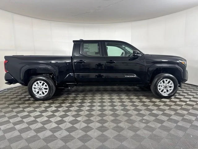 New 2026 Black Toyota  SR5 image 2
