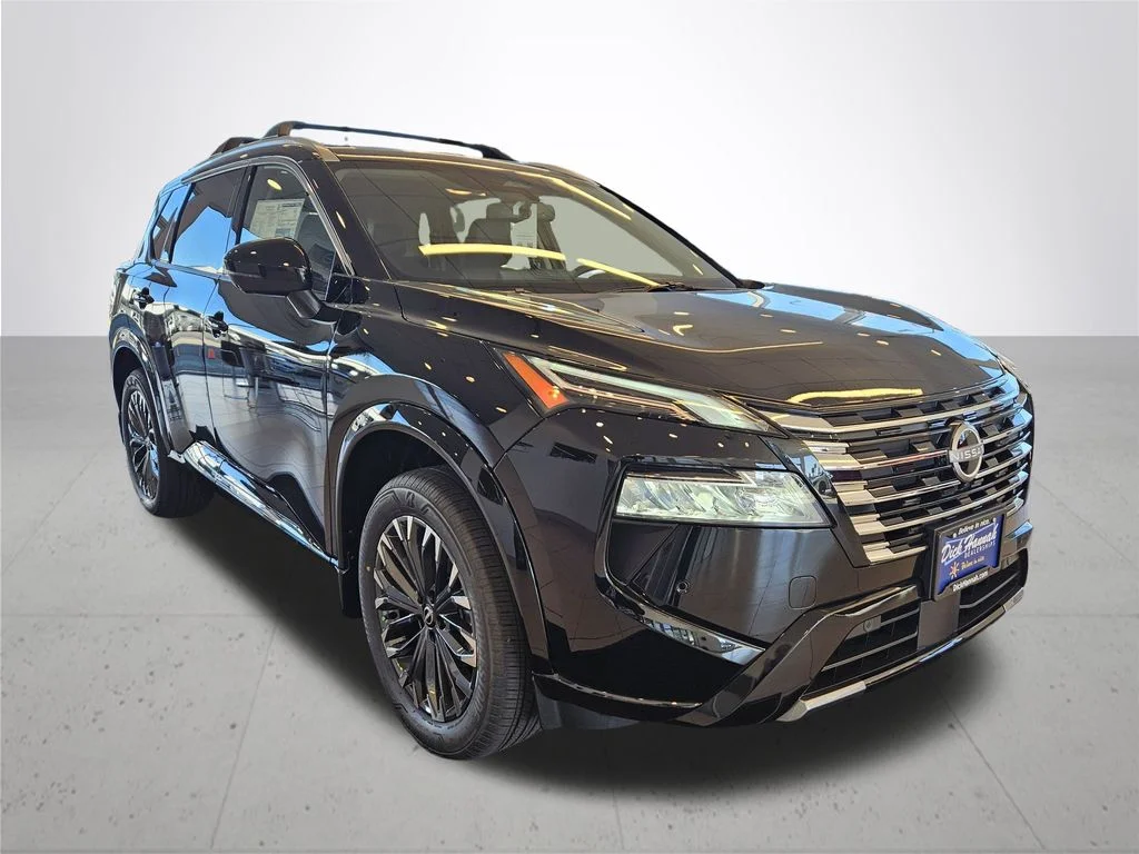 New 2026 Super Black Nissan Platinum image 5