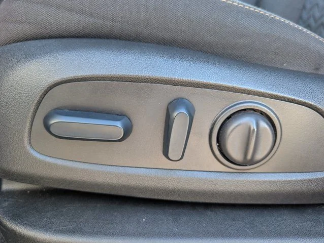 2024 Chevrolet Equinox LT - Photo 16