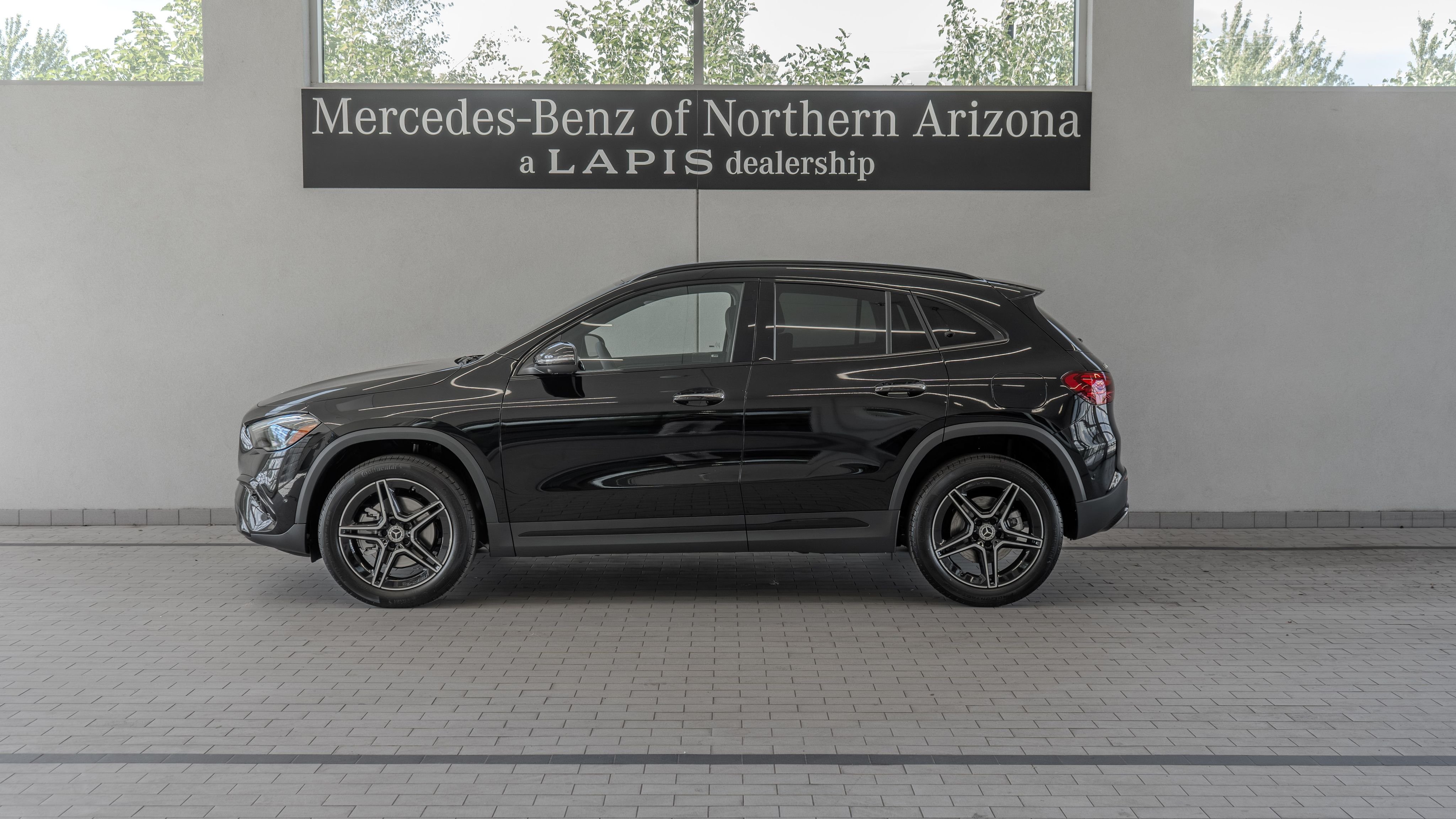 New 2026 Night Black Mercedes-Benz GLA 250 image 2