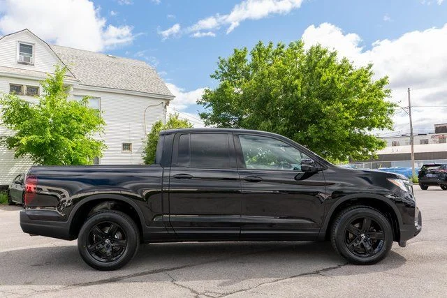 Used 2021 Black Honda Black Edition image 5