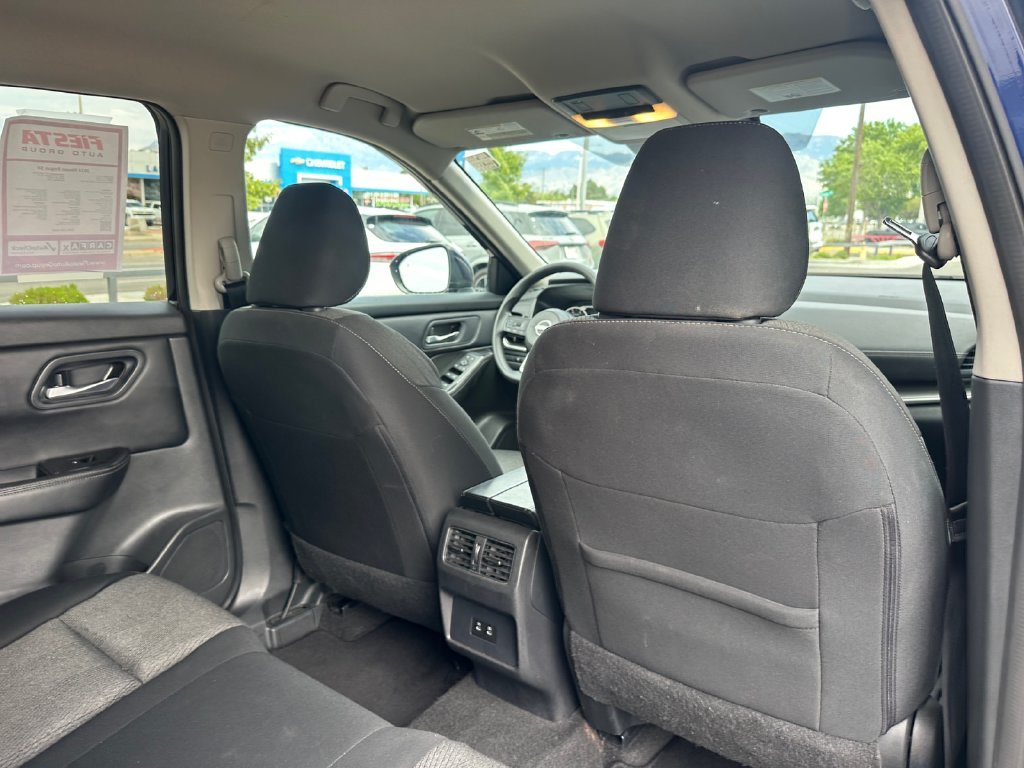 Used 2024 Blue Nissan SV image 17