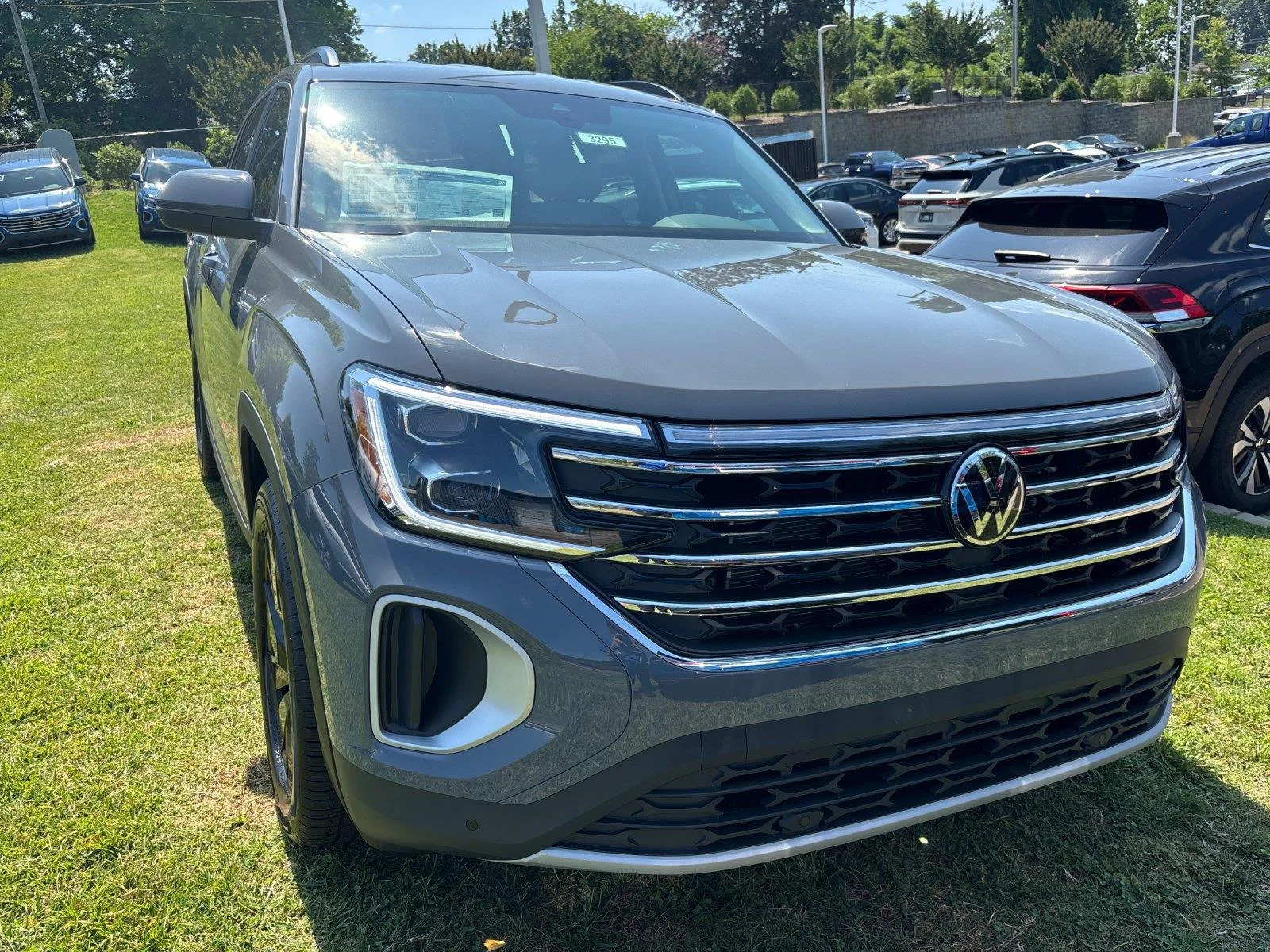 New 2026 Pure Gray Volkswagen 2.0T SE w/Technology image 8