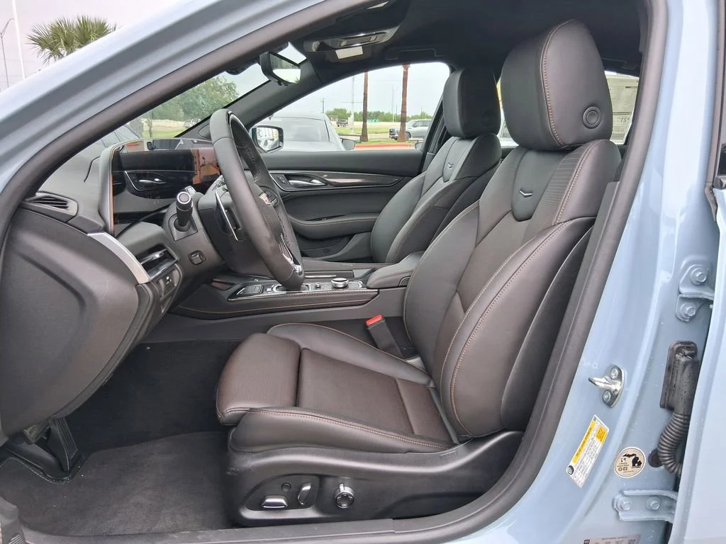 2026 Cadillac CT5 V-Series - Photo 23