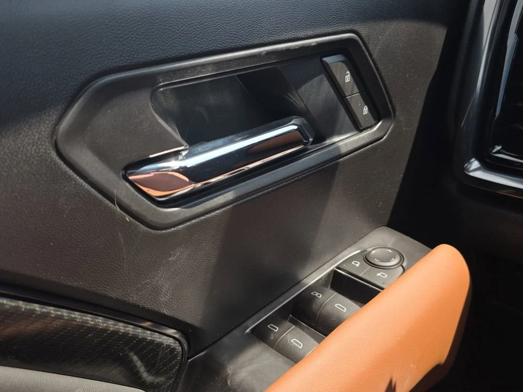 2026 GMC Canyon AT4 - Photo 11