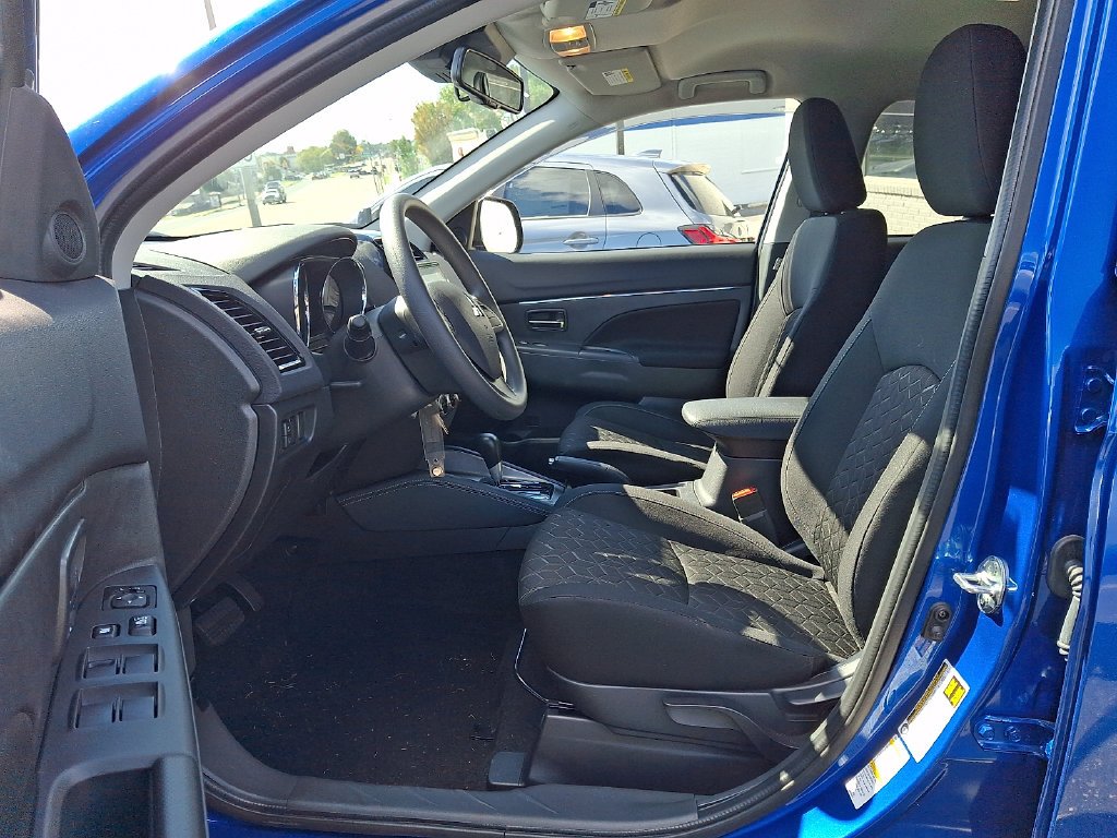 New 2026 Blue Mitsubishi 2.0 ES image 7