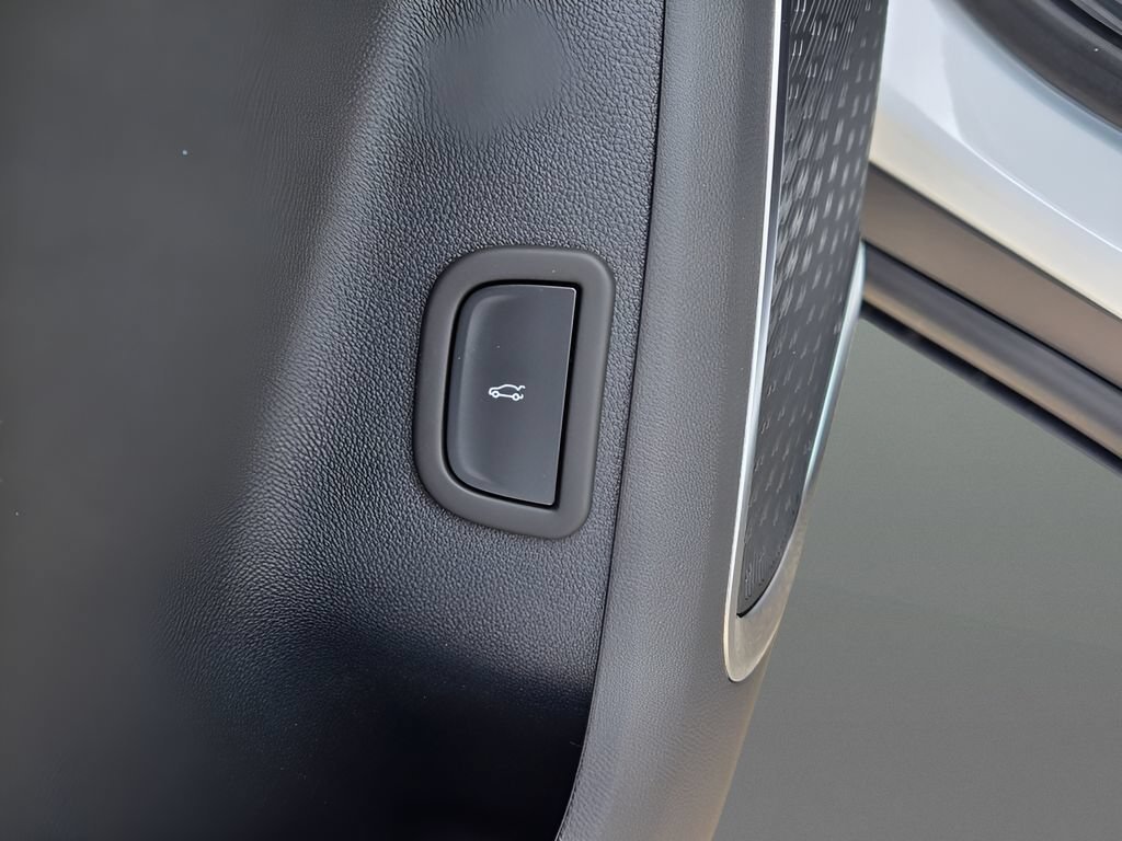 2026 Buick Enclave Preferred - Photo 25