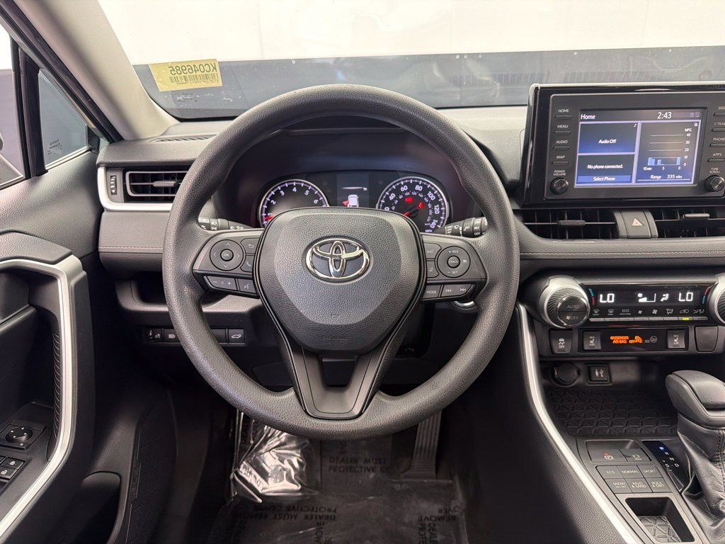 Used 2019  Toyota XLE image 8