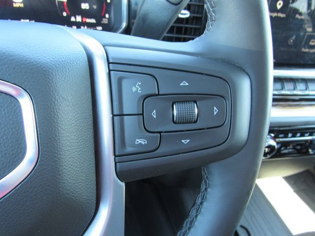 New 2026 Summit White GMC Elevation image 18
