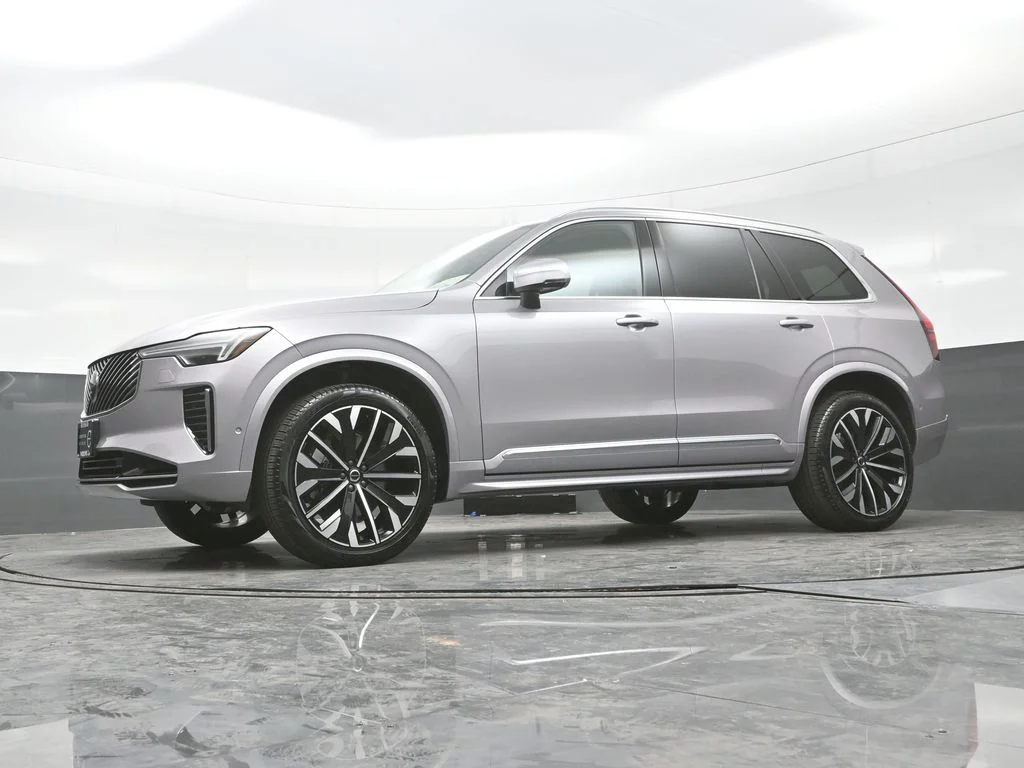 New 2026 Aurora Silver Volvo Plus image 22