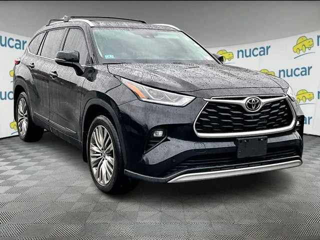 2022 Toyota Highlander Platinum