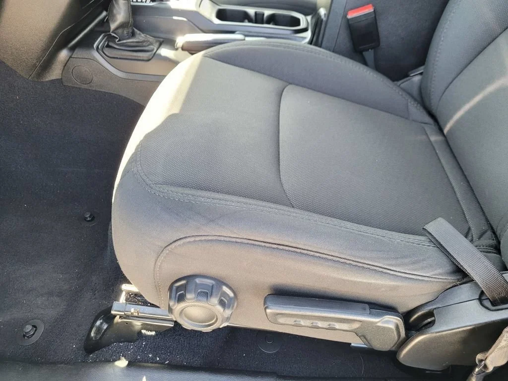 2023 Jeep Wrangler 4-Door Sport S - Photo 17