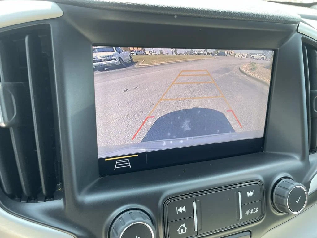 Used 2019 QUICKSILVER METALLIC GMC SLT image 27