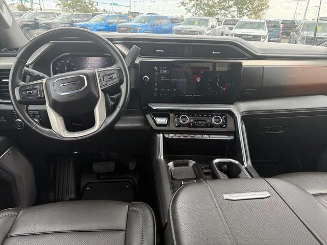 Used 2024 White GMC Denali image 20