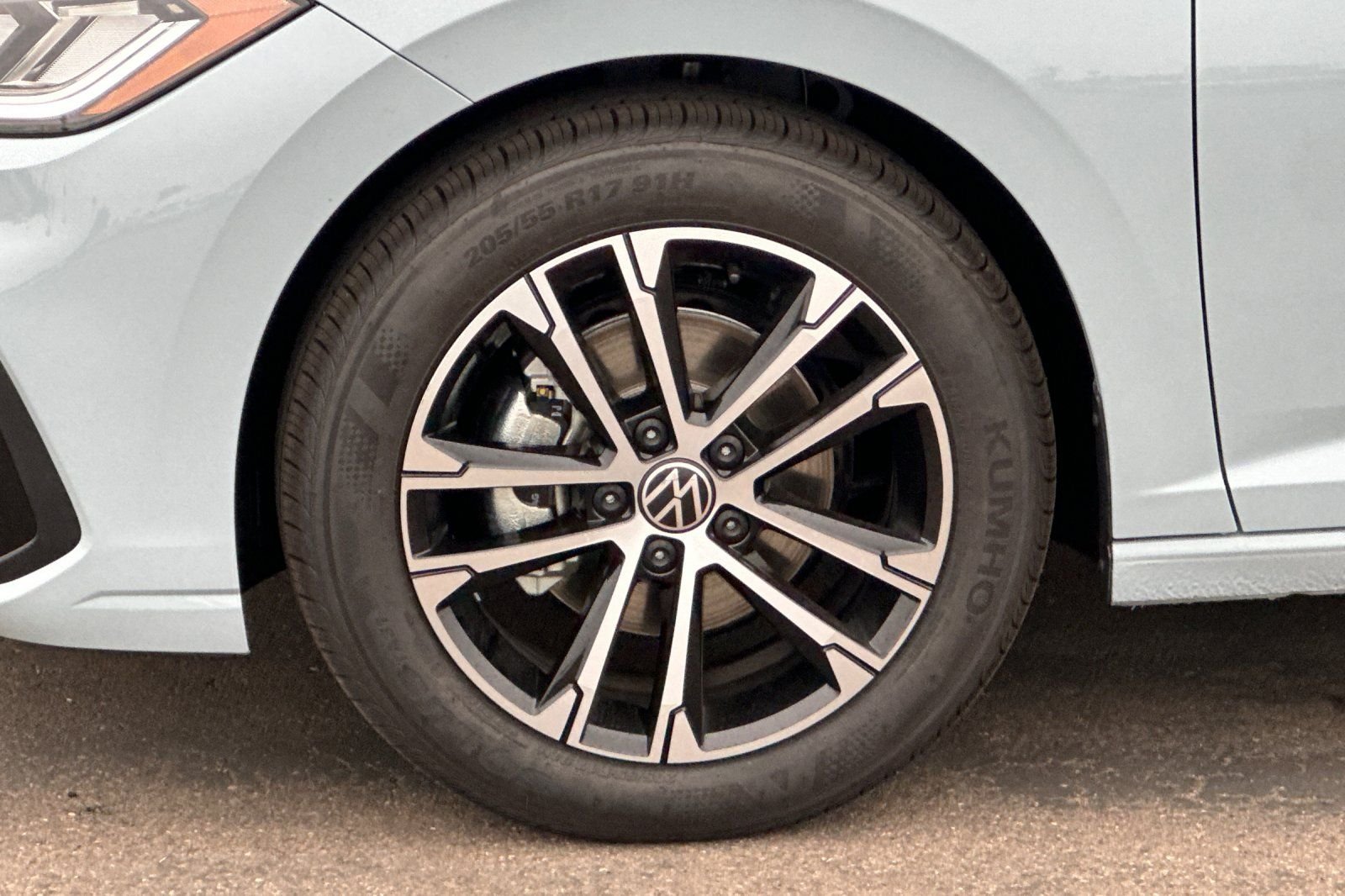 New 2026  Volkswagen 1.5T Sport image 23