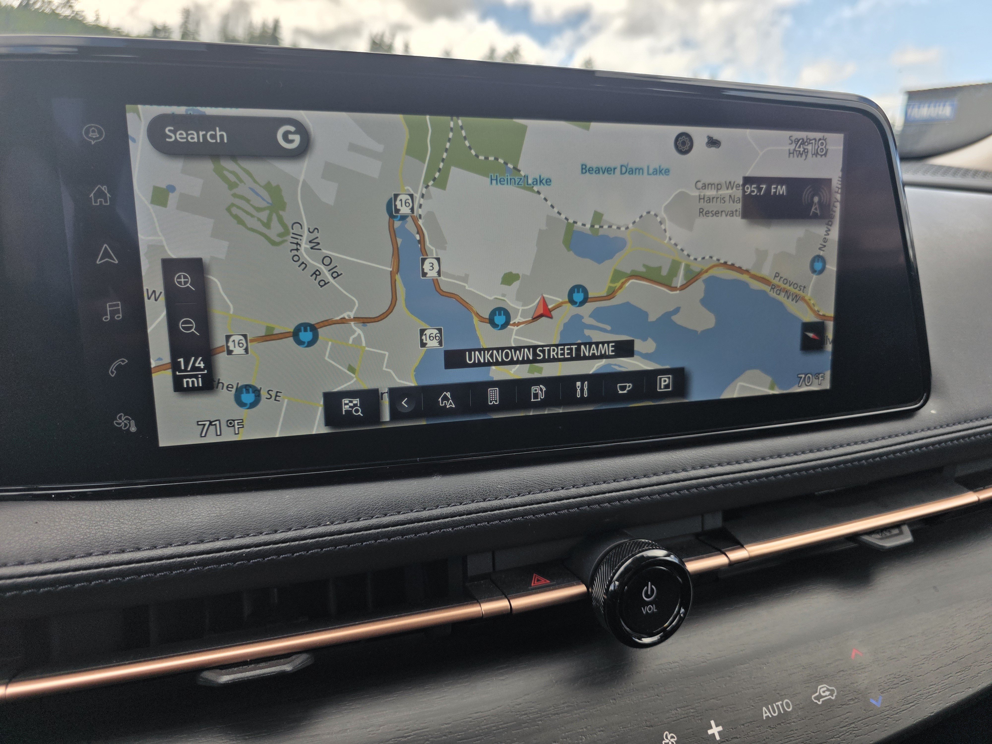 Certified Used 2023 Black Diamond Pearl Nissan VENTURE+ image 15