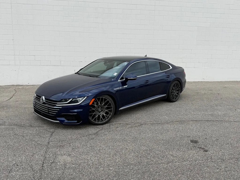 Used 2019 Atlantic Blue Metallic Volkswagen 2.0T SEL Premium R-Line image 1